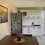 Apartmani Rezevici